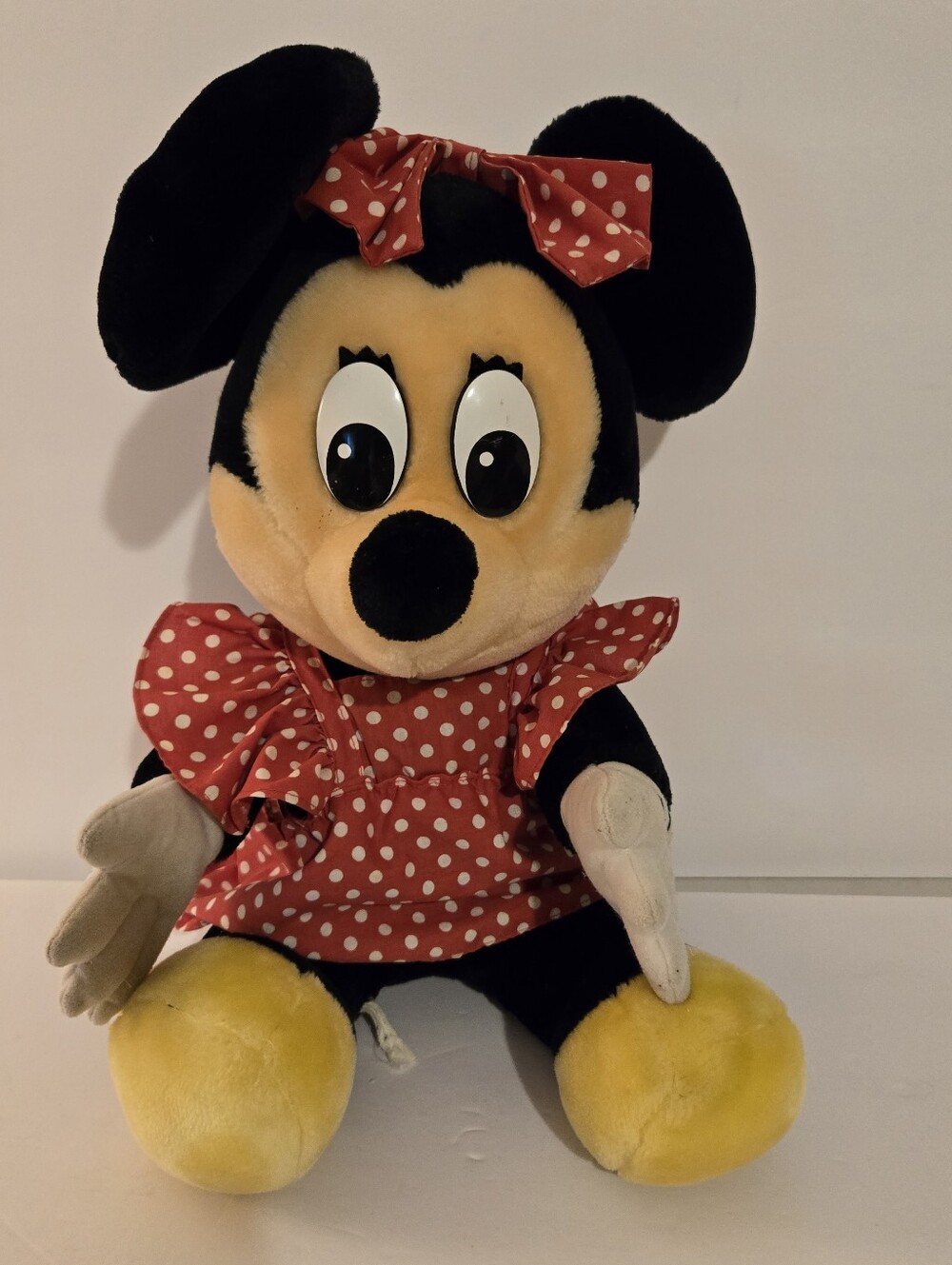 Vintage Minnie Mouse Plush Stuffed Animal 14" Sitting Red/White Dress & Bow